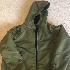 Nike Sportswear Jacket with hood . Reversible !